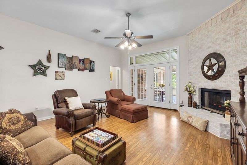 311 Summer Hill Dr