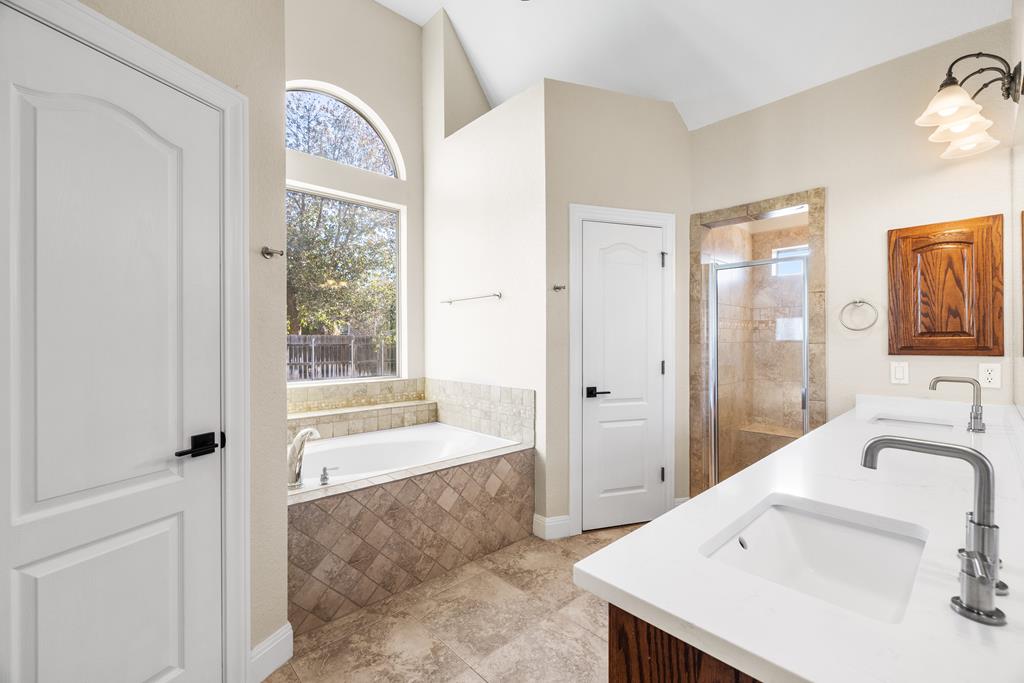 2154 Hedgestone