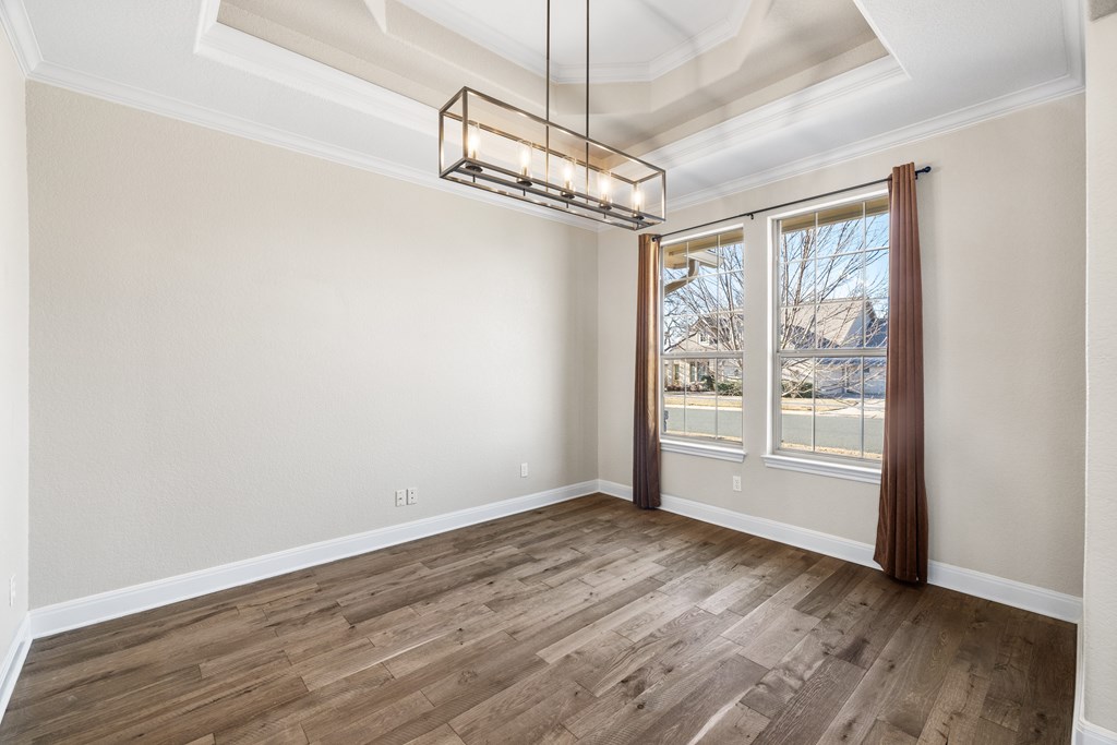 2154 Hedgestone