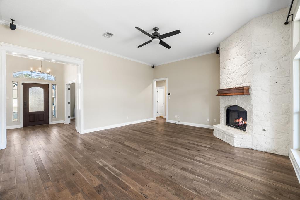 2154 Hedgestone