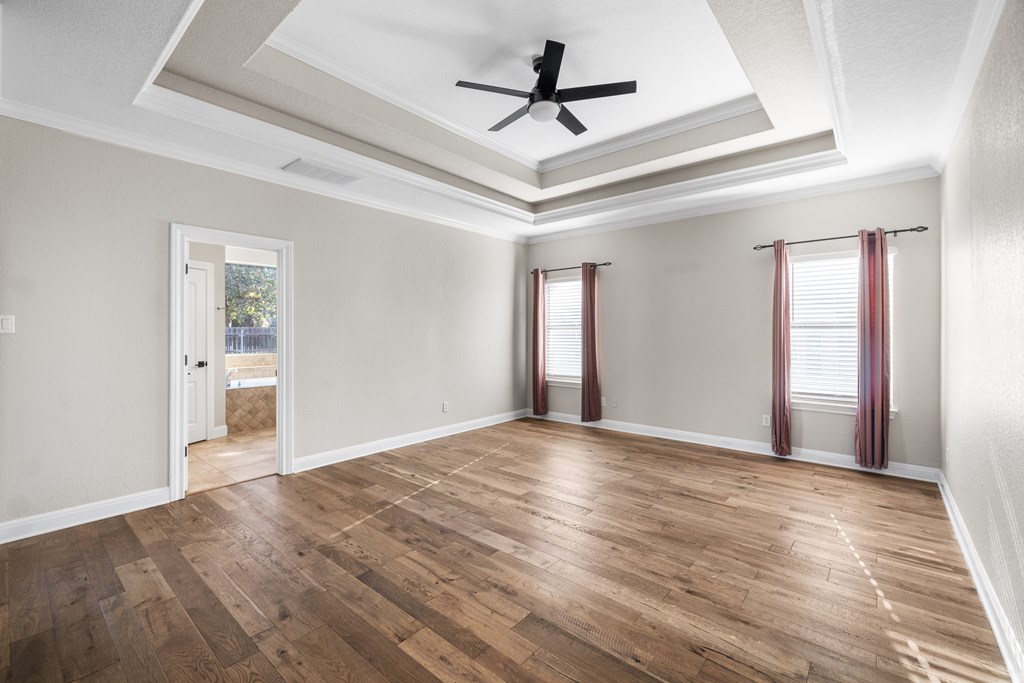 2154 Hedgestone