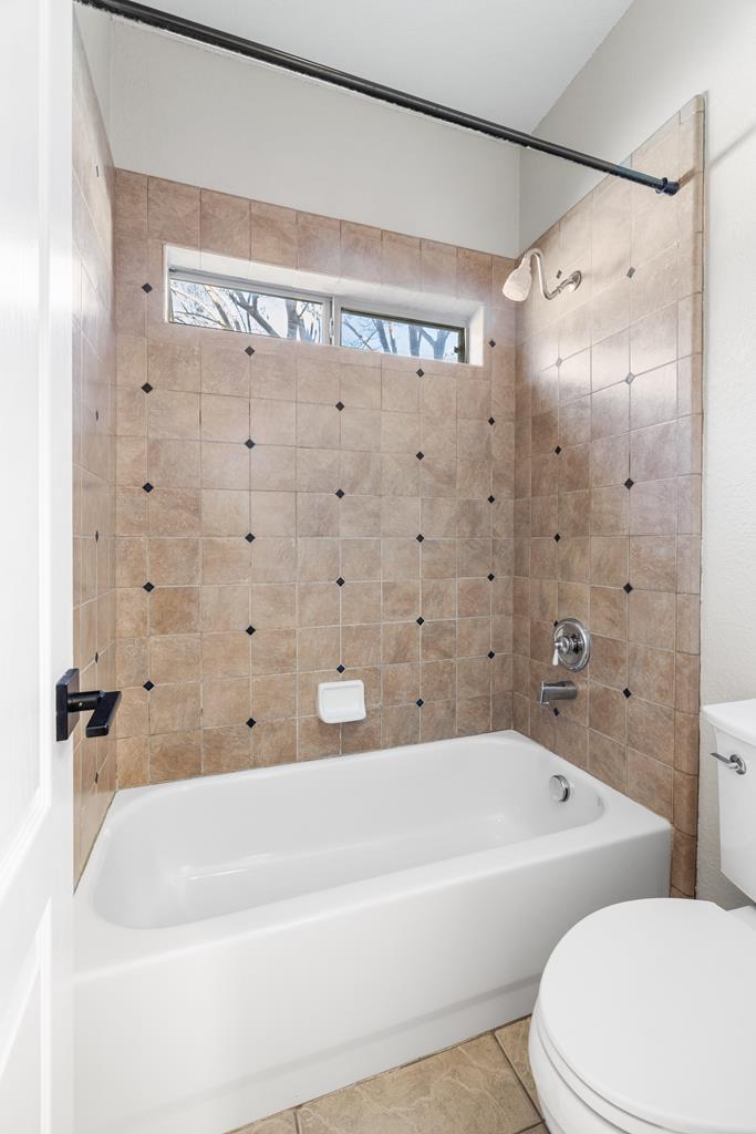 2154 Hedgestone