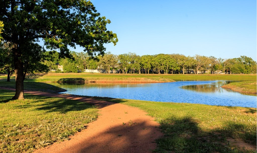 Lot 65 303 Interlaken St.