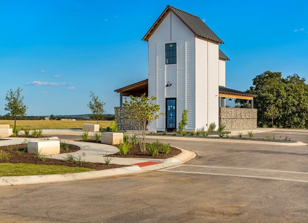 Lot 65 303 Interlaken St.