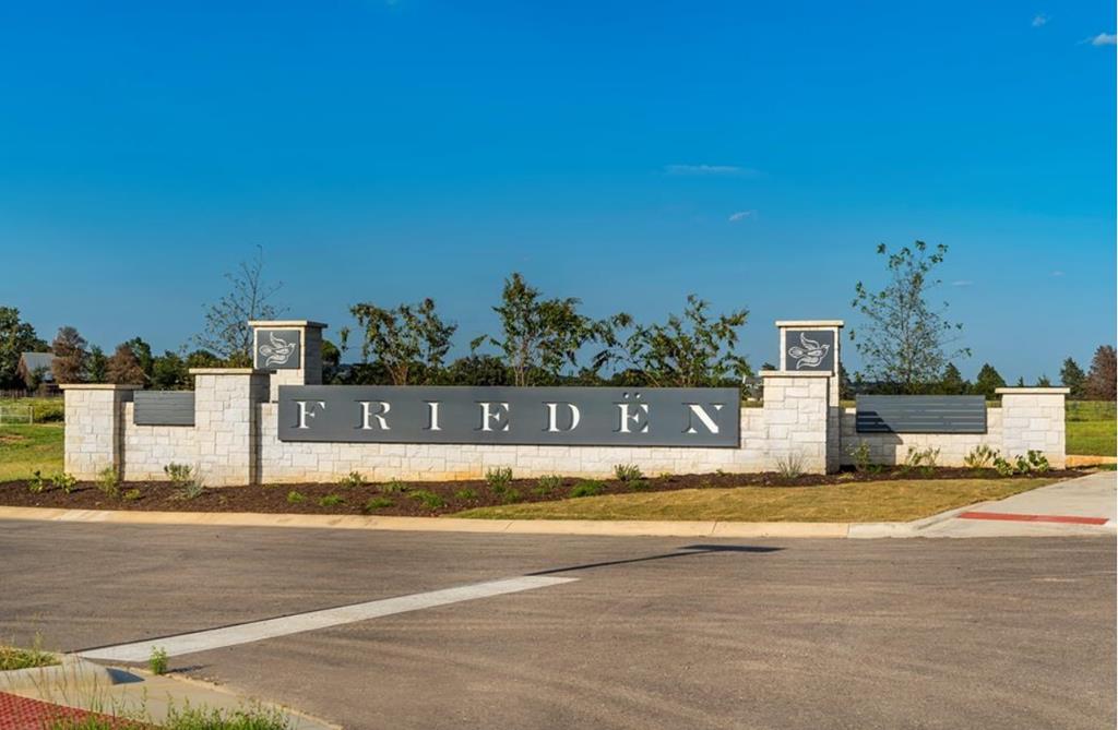 Lot 15 302 Interlaken St.