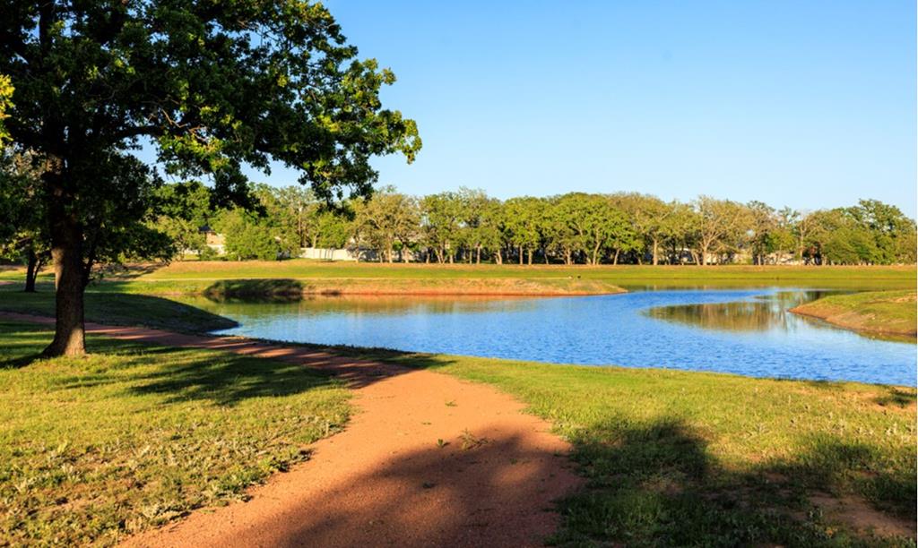 Lot 100 - 501 Interlaken St.