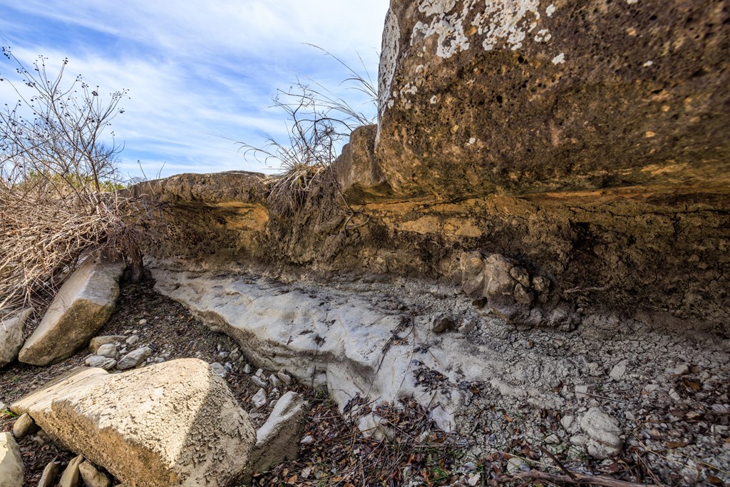 203 N Rheingold School Rd