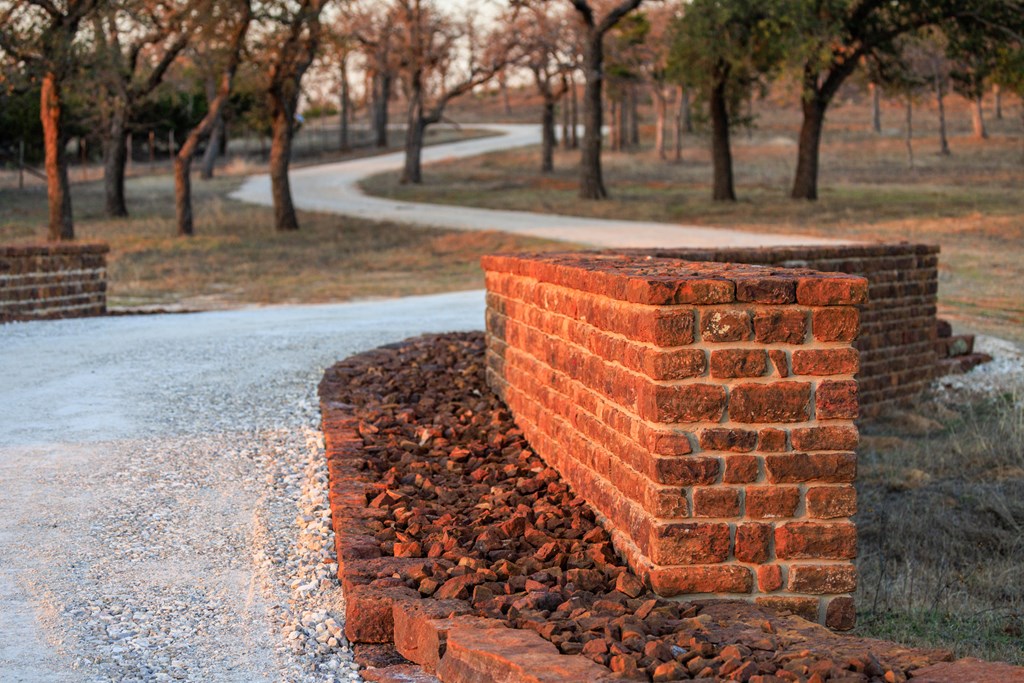 520 Isaacs Mountain Rd