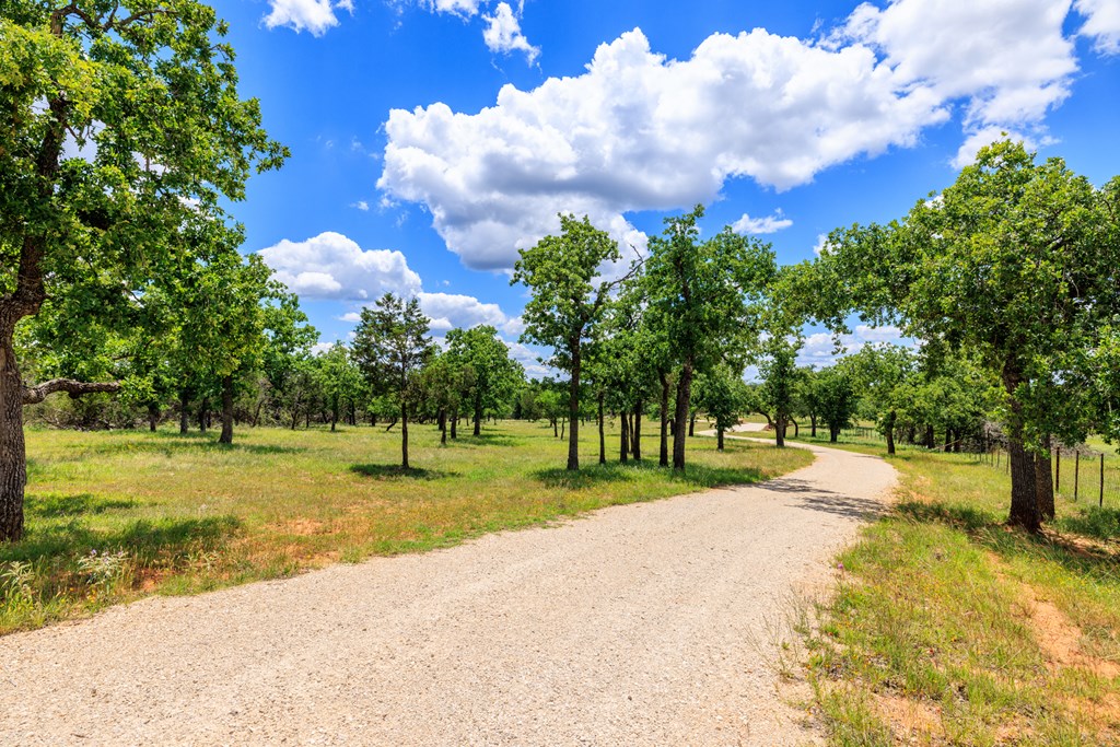 520 Isaacs Mountain Rd