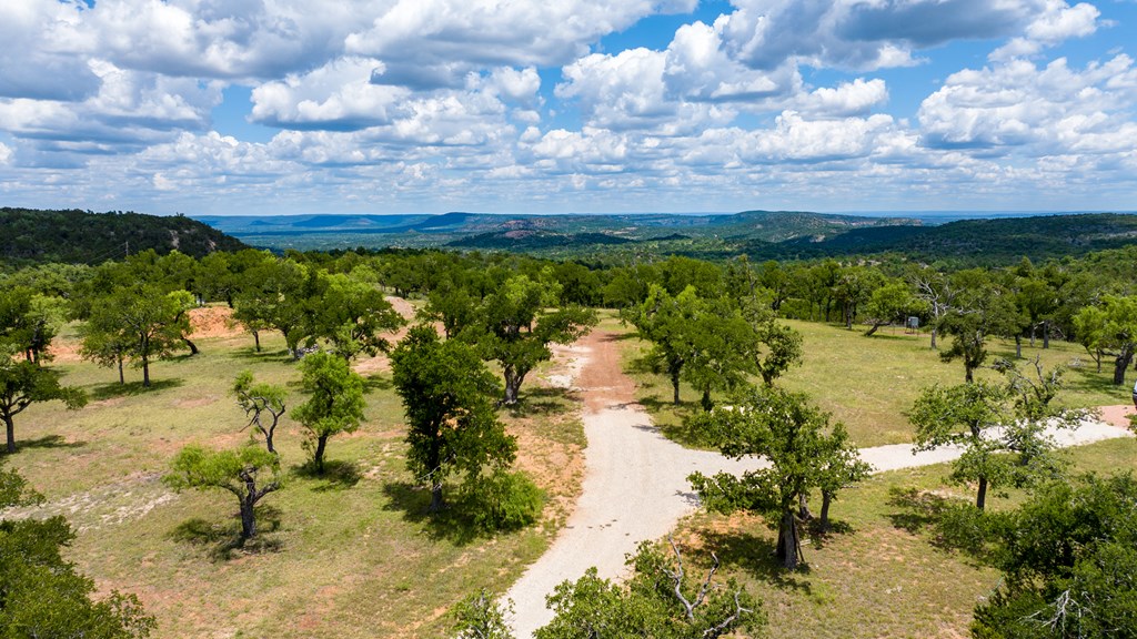 520 Isaacs Mountain Rd