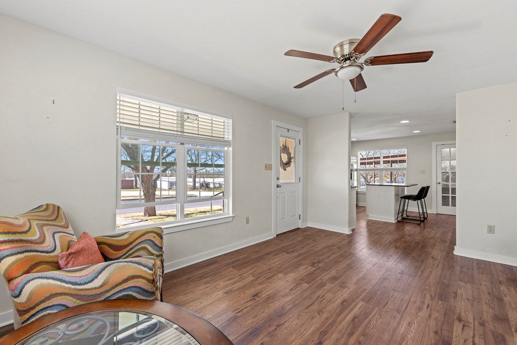 204 Morning Glory Dr