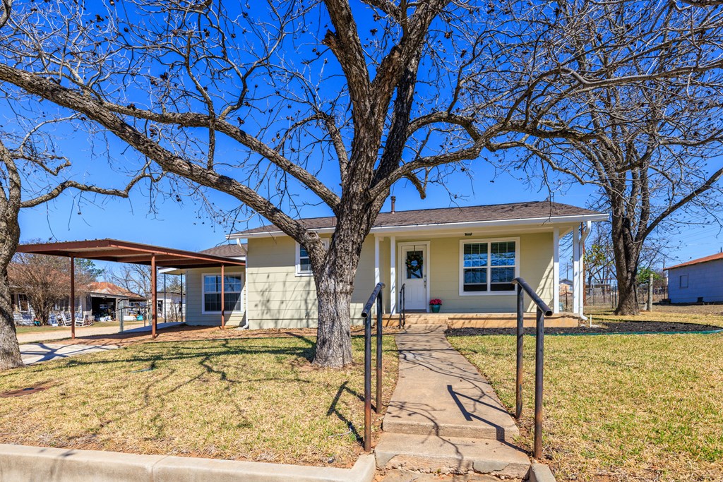 204 Morning Glory Dr