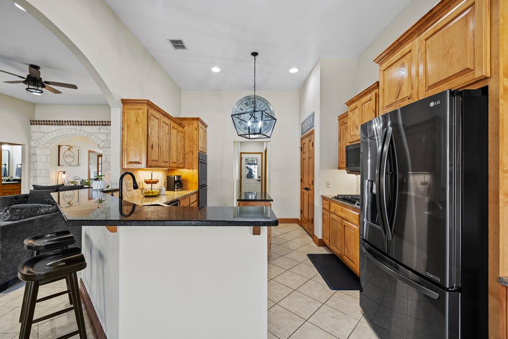 2146 Stone Oak
