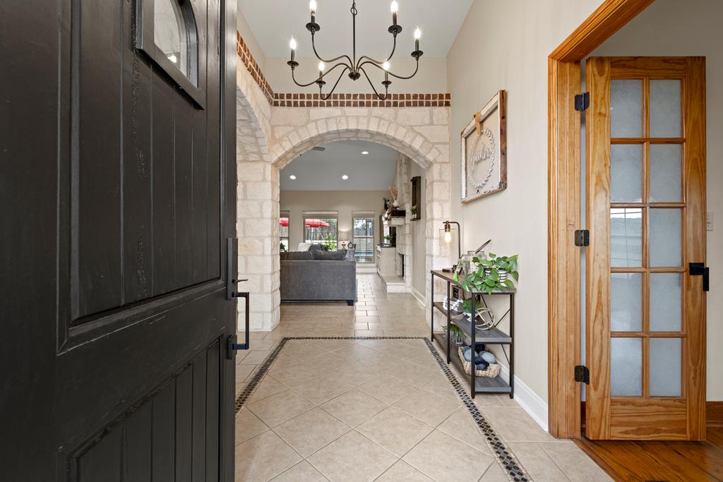 2146 Stone Oak