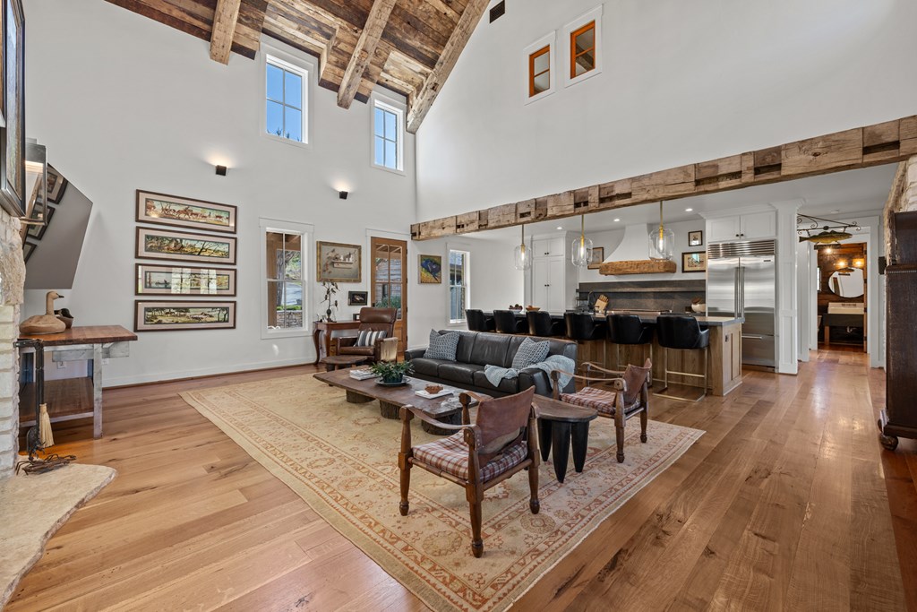 119 Oakview Court