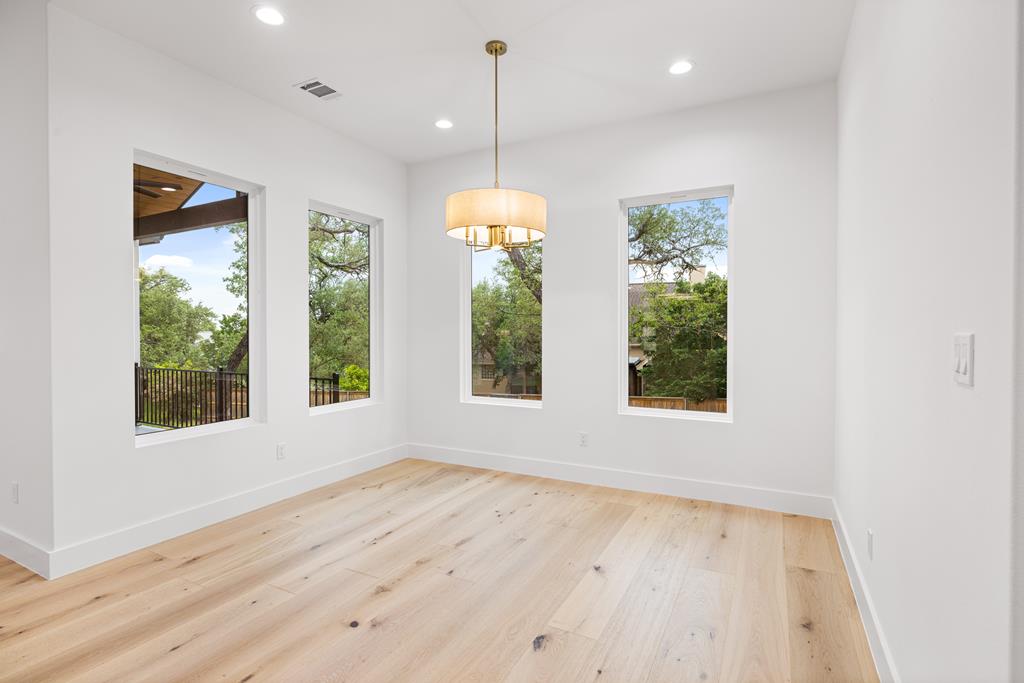 113 Stoneledge
