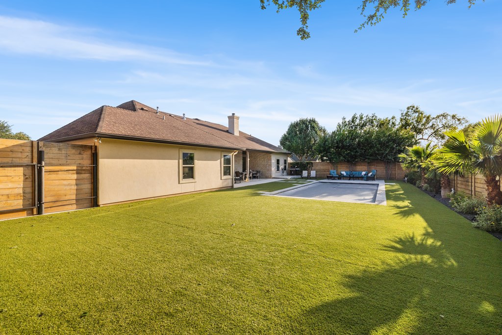 2154 Amberstone