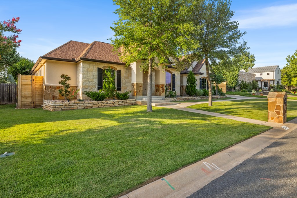 2154 Amberstone