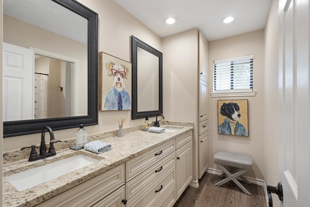 21005 Hickory Bend