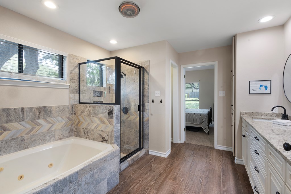 21005 Hickory Bend