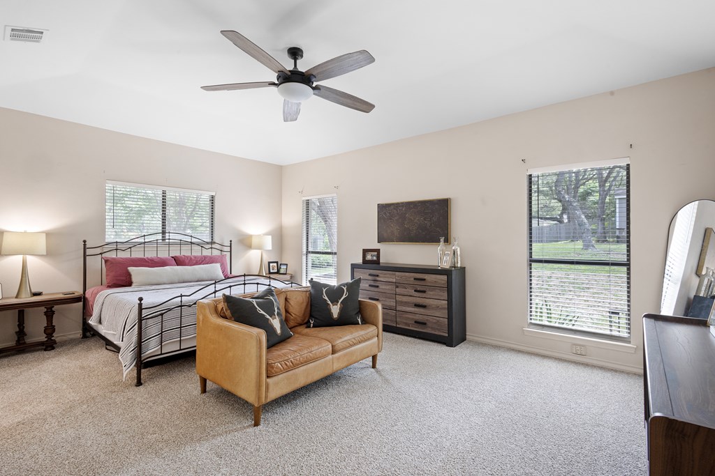 21005 Hickory Bend