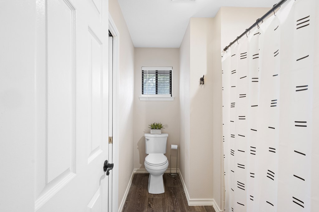 21005 Hickory Bend