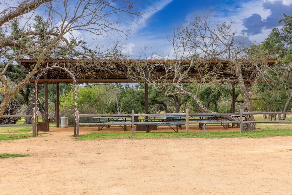2732 Ranch Rd 1323