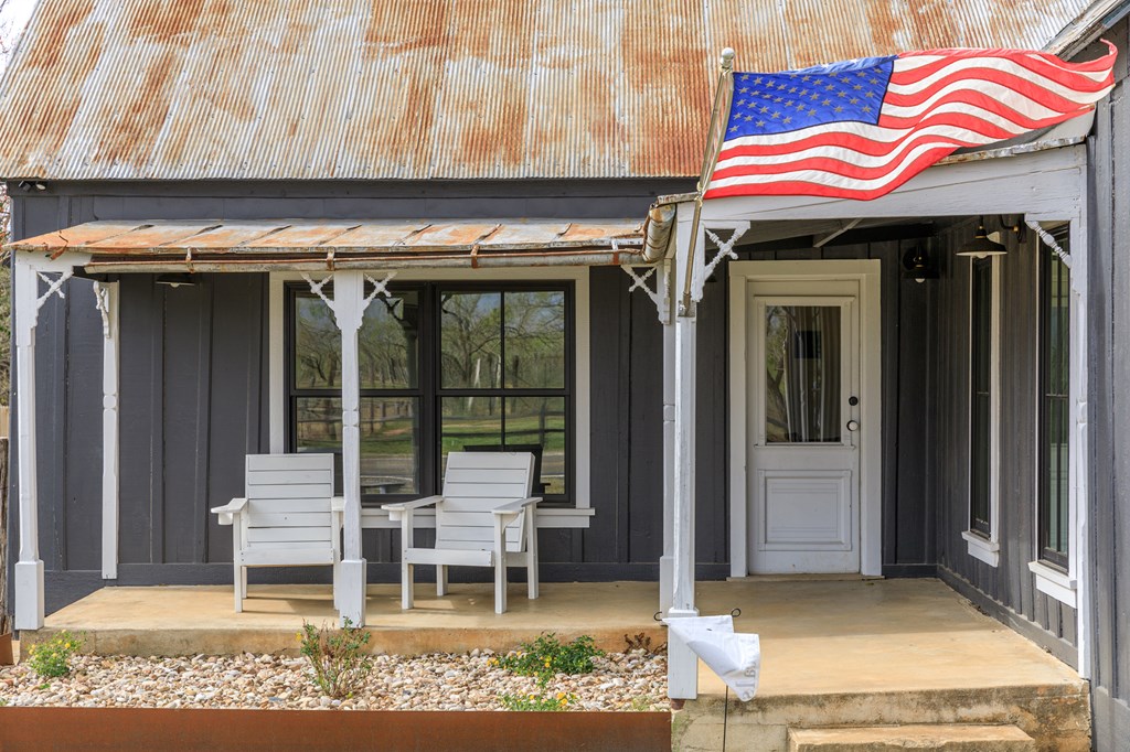2732 Ranch Rd 1323