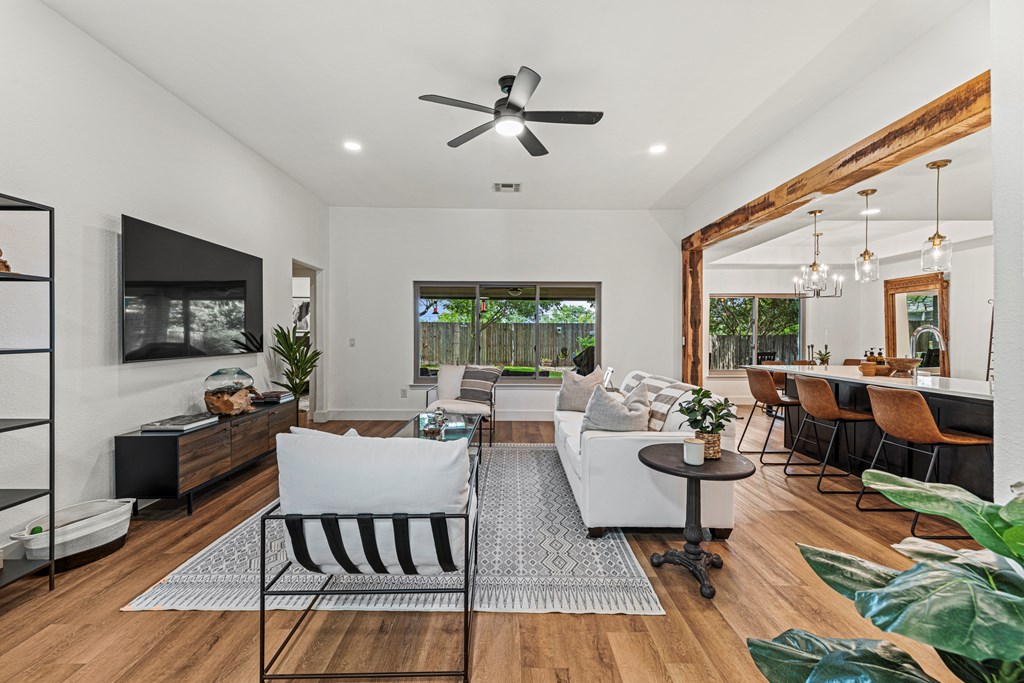 317 Chase Oaks Place