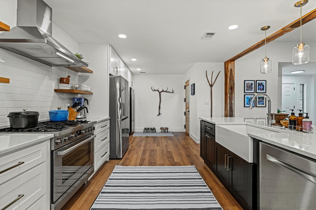 317 Chase Oaks Place