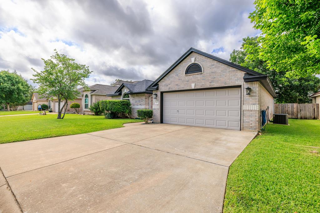 317 Chase Oaks Place