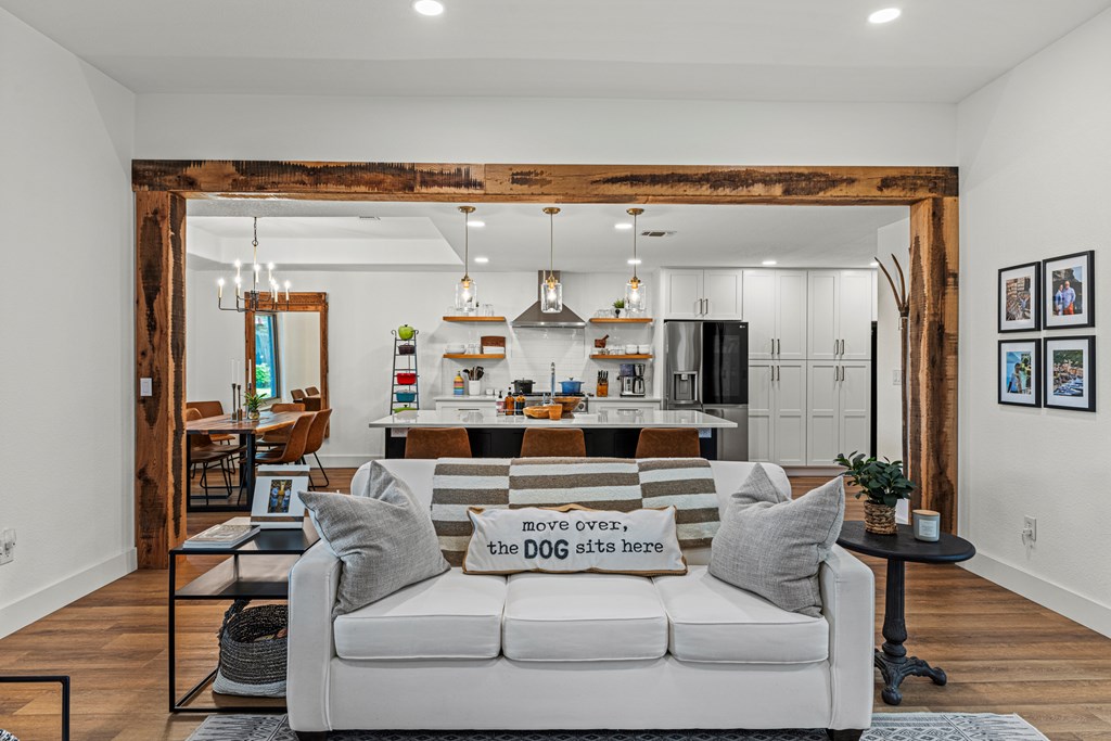 317 Chase Oaks Place