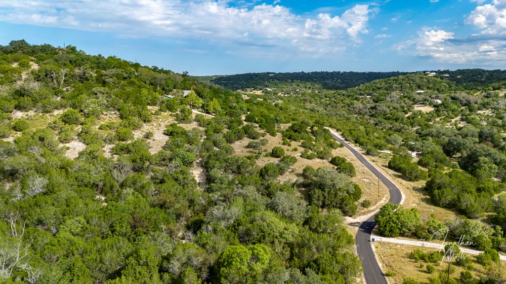 00 Valley Rd