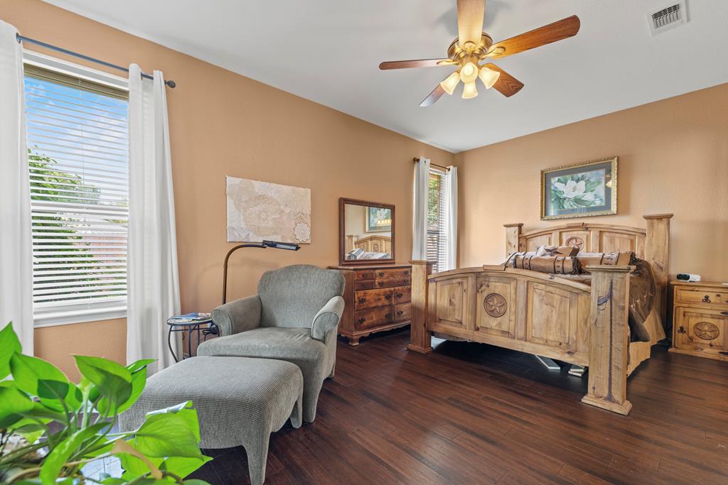 313 Heritage Hills Dr