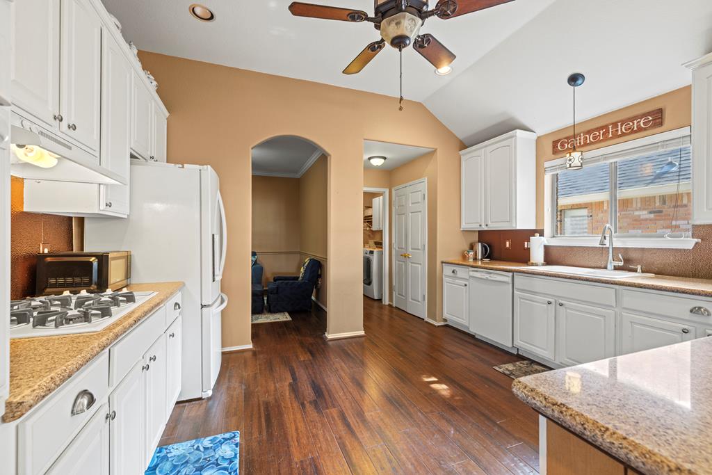 313 Heritage Hills Dr