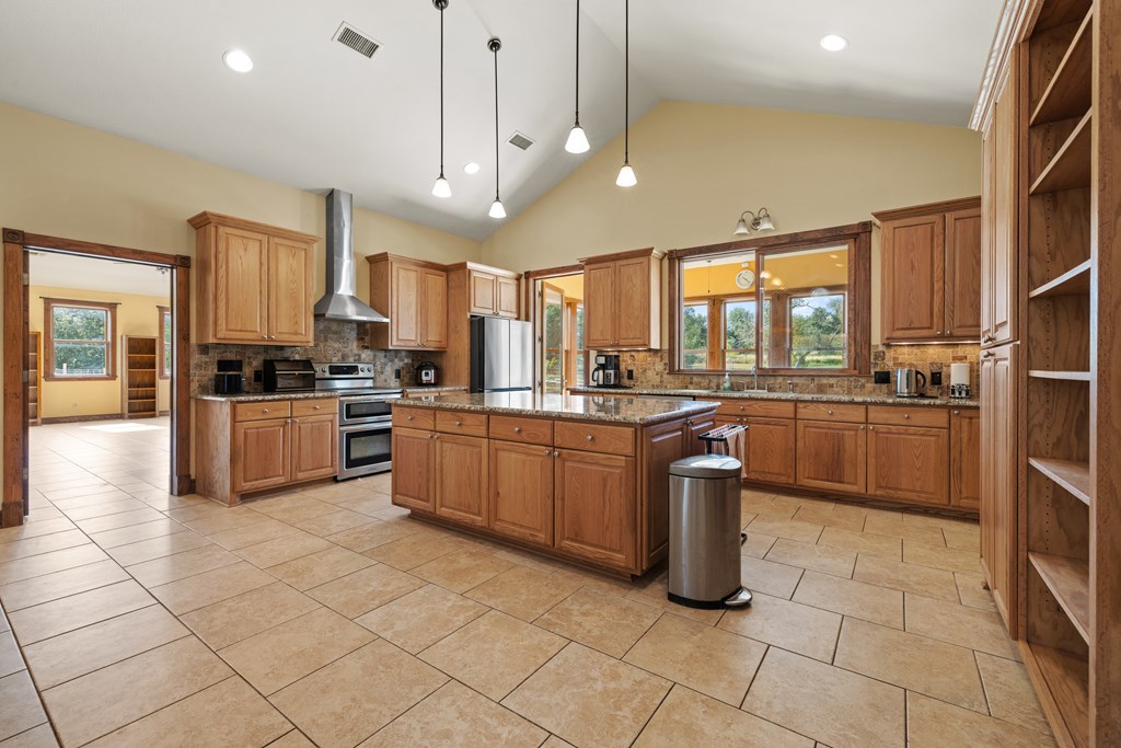 1282 Vintage Oaks Dr