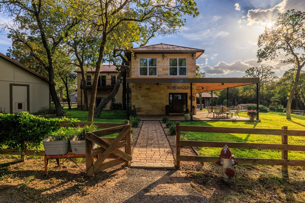 10030 E US Hwy 290