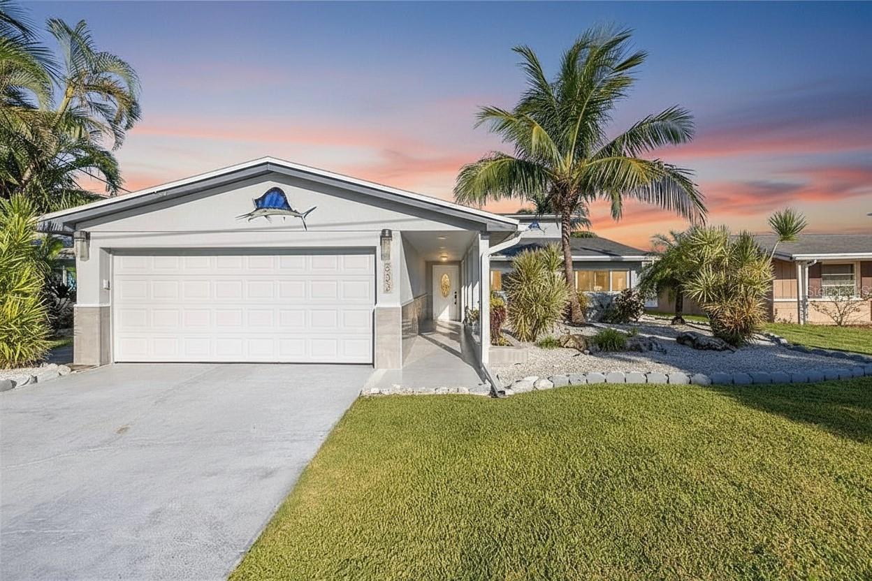 533 LILLIAN DR