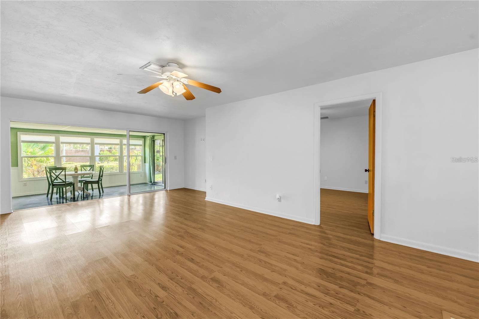 93 BOCA CIEGA POINT BLVD N #93