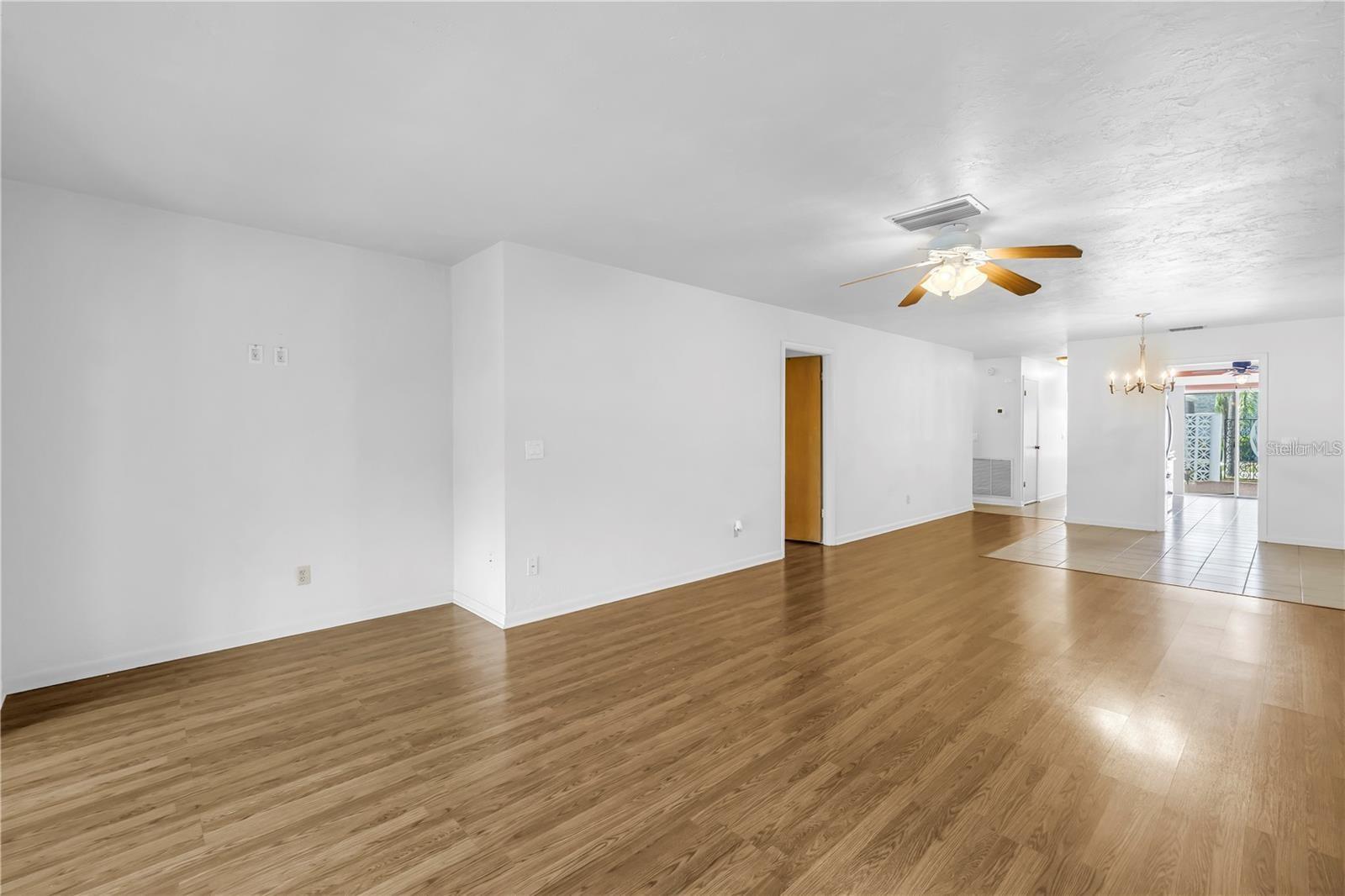 93 BOCA CIEGA POINT BLVD N #93