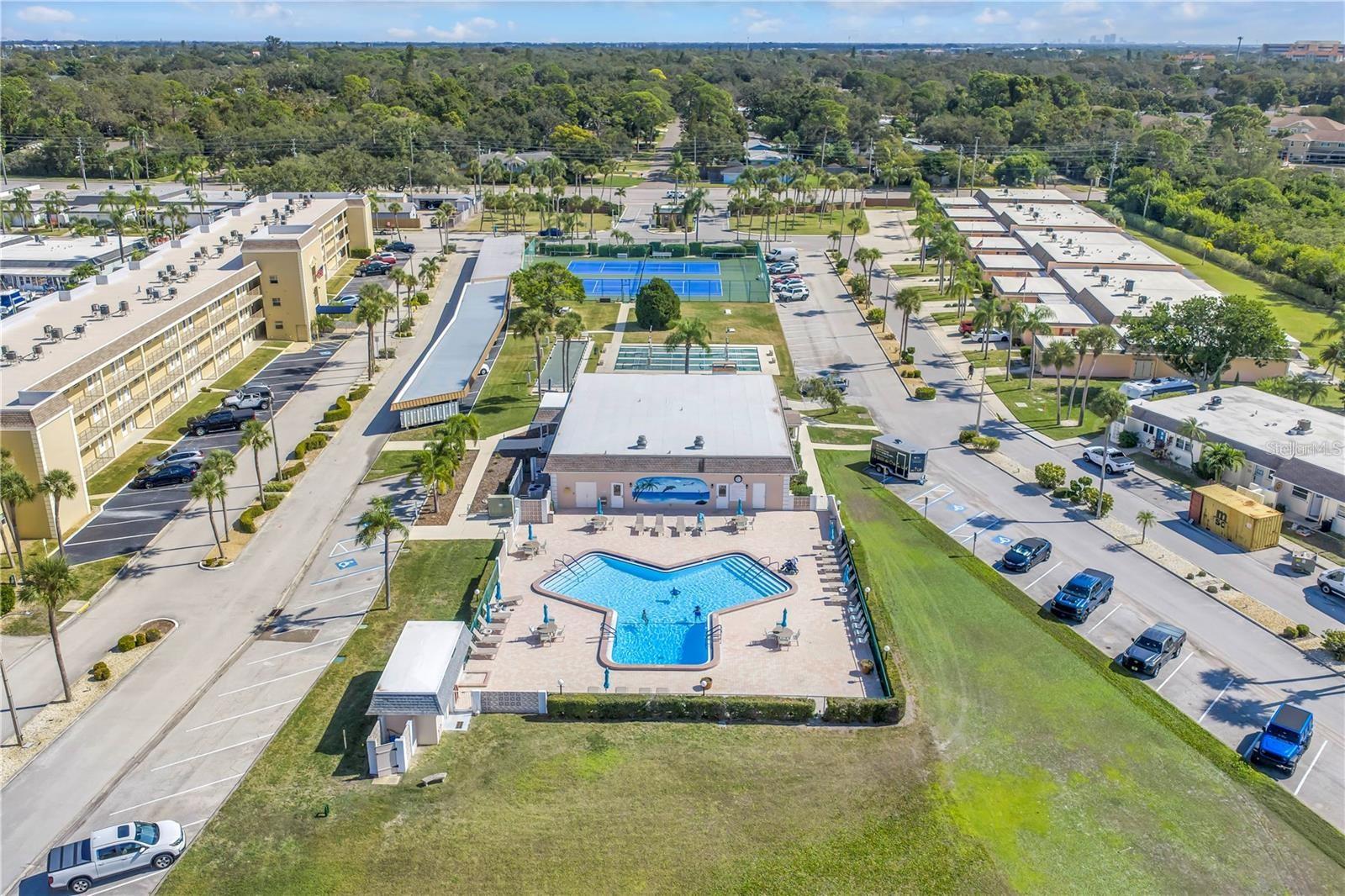 93 BOCA CIEGA POINT BLVD N #93