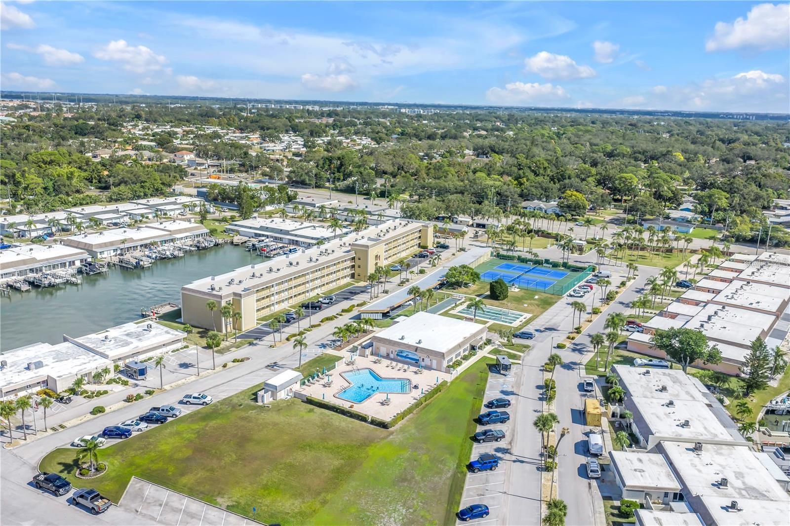 93 BOCA CIEGA POINT BLVD N #93
