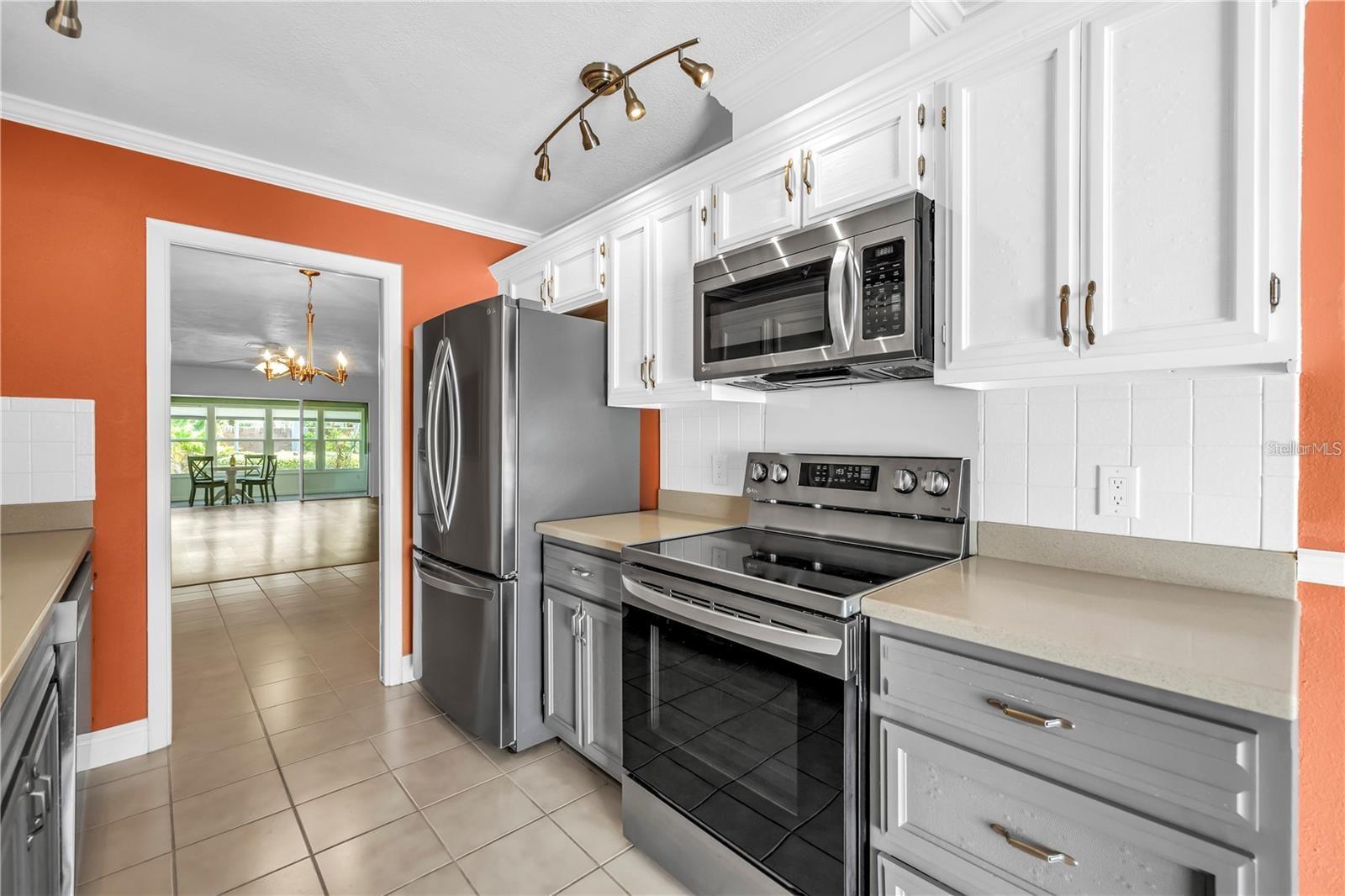 93 BOCA CIEGA POINT BLVD N #93