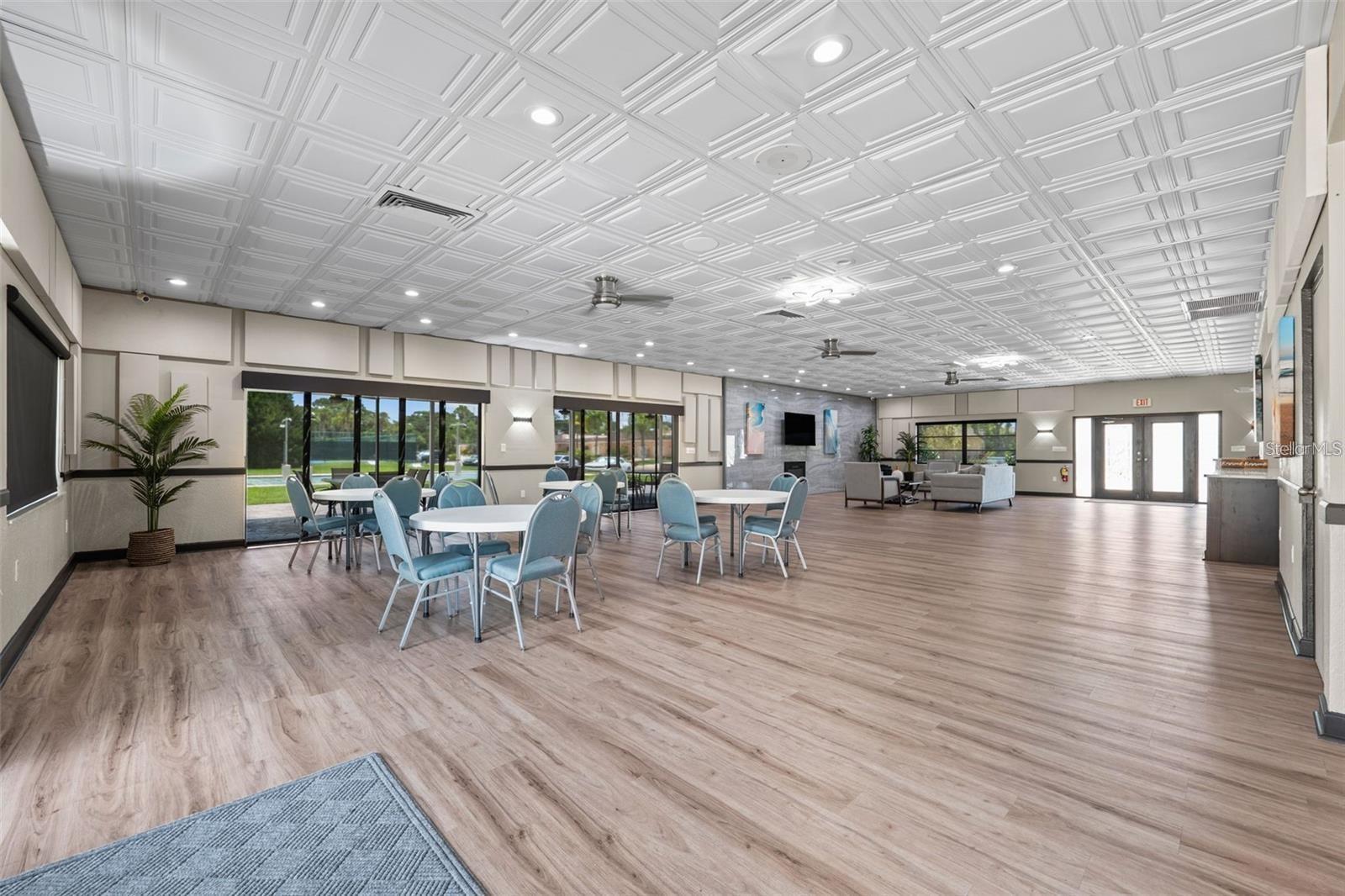 93 BOCA CIEGA POINT BLVD N #93