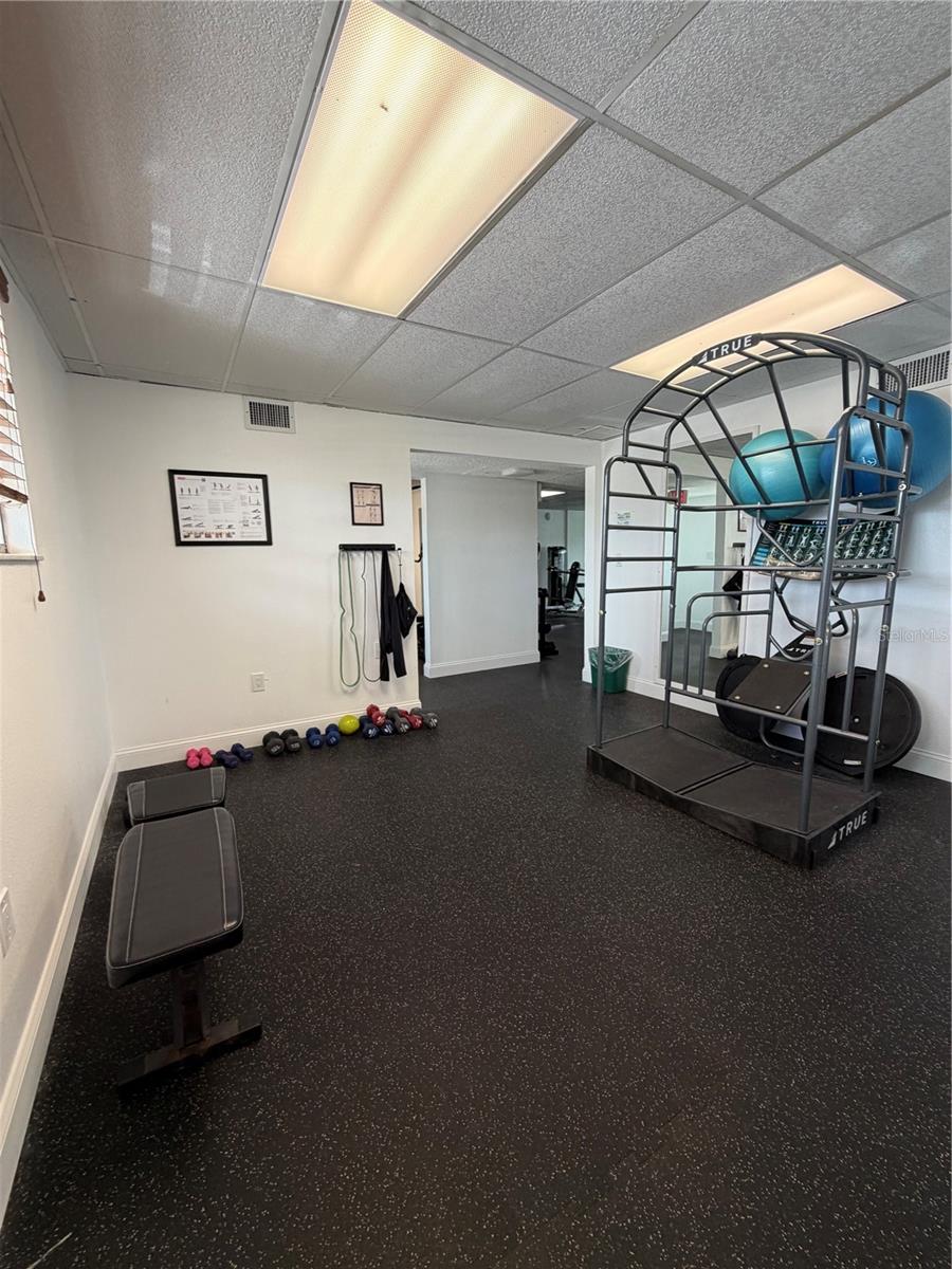 93 BOCA CIEGA POINT BLVD N #93