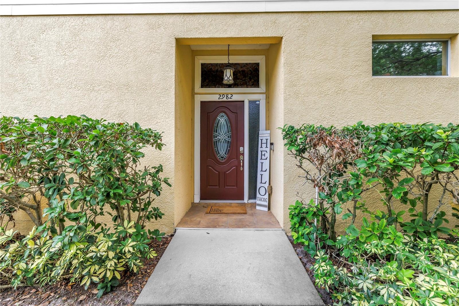 2982 ESTANCIA PL
