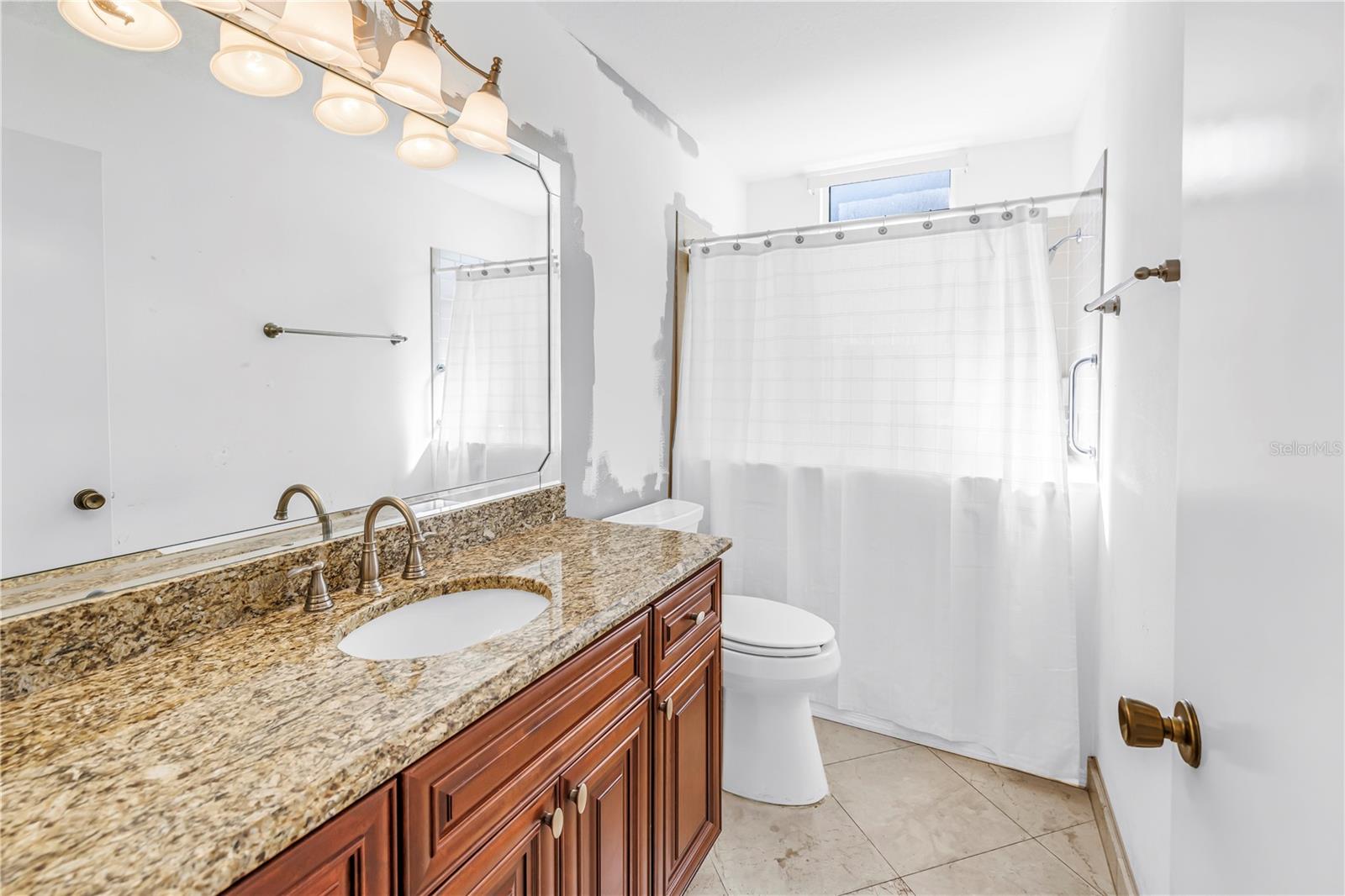 10210 VISTA POINTE DR