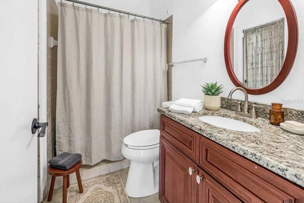 10210 VISTA POINTE DR