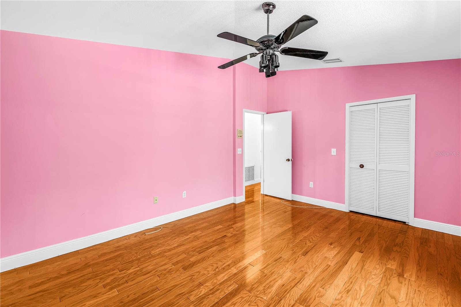 10210 VISTA POINTE DR