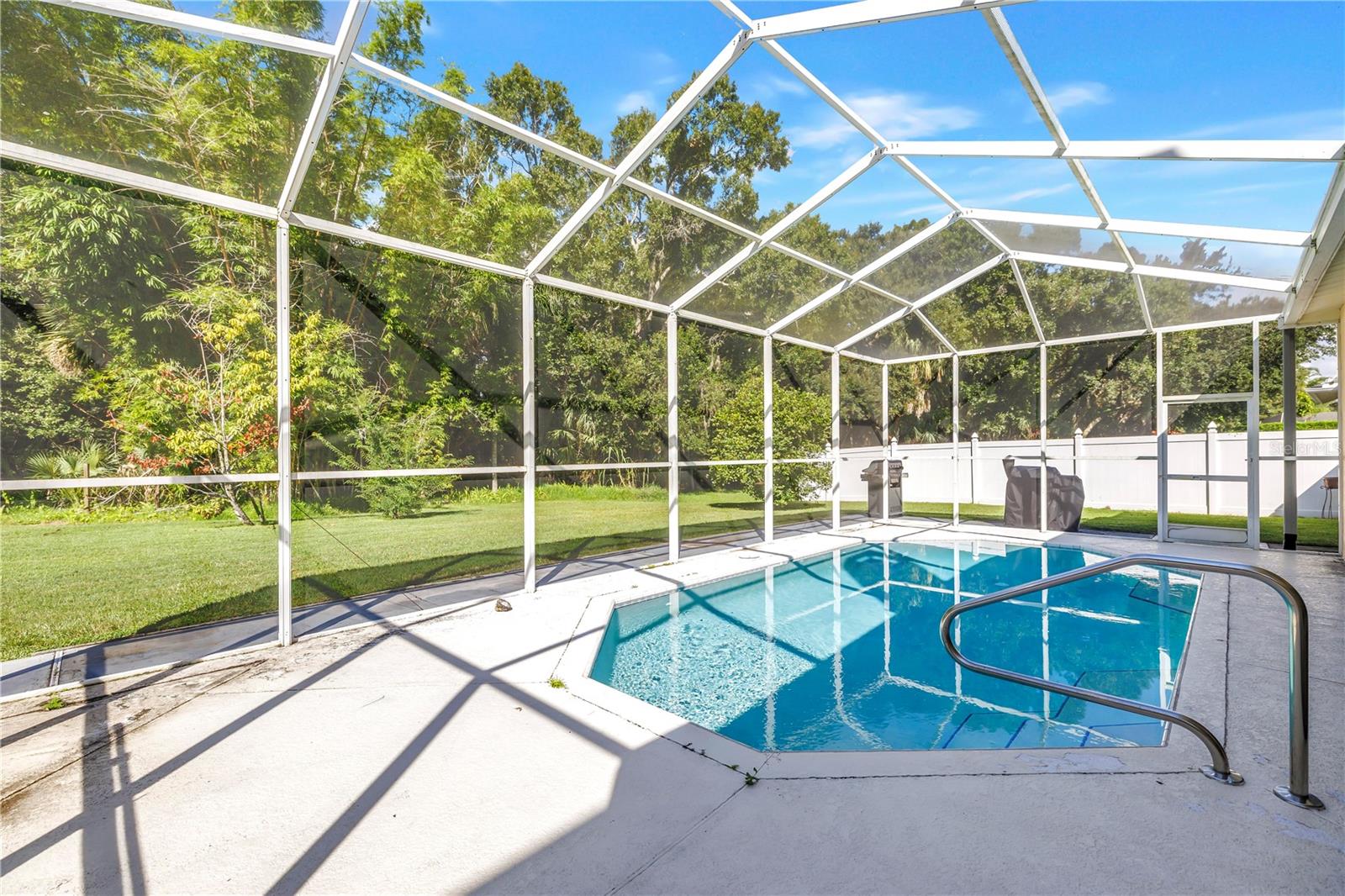 10210 VISTA POINTE DR